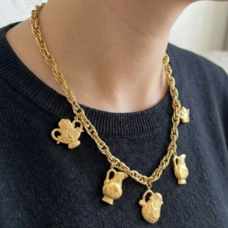 Collier Clara